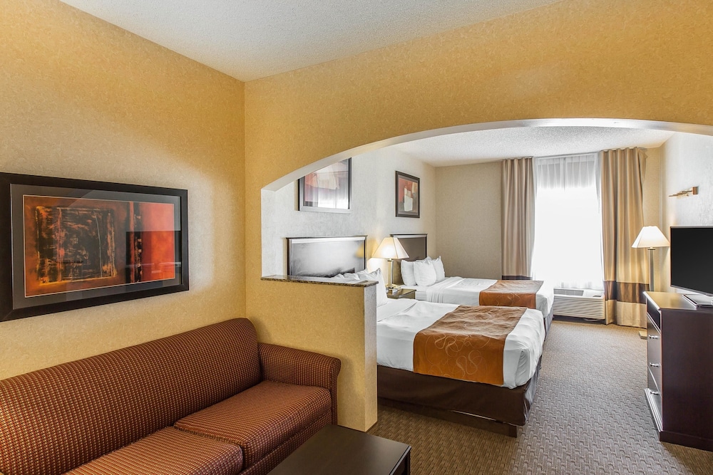 Comfort Suites Summit County Dillon, CO 26/37