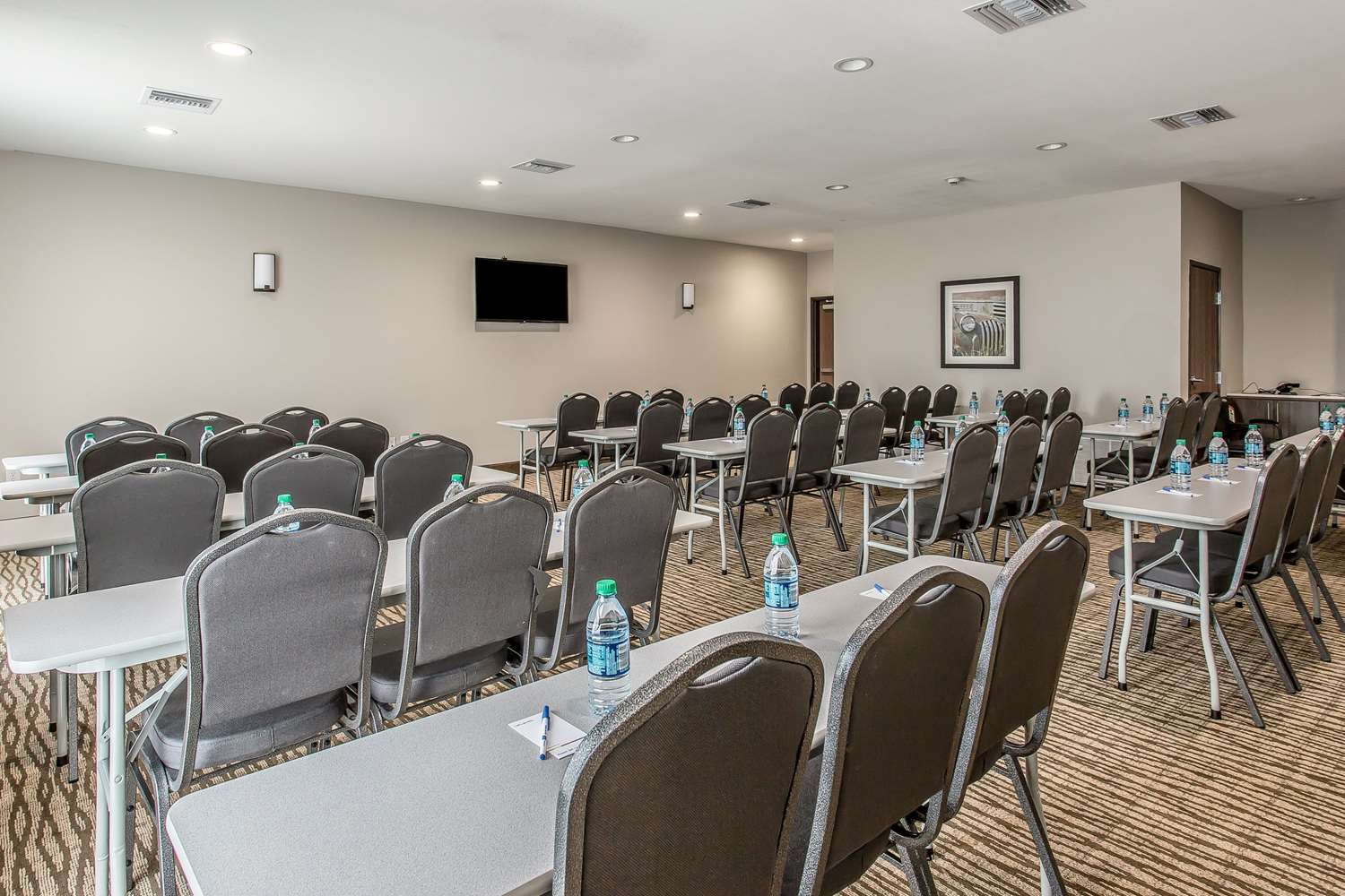 Comfort Inn & Suites Snyder 10/15