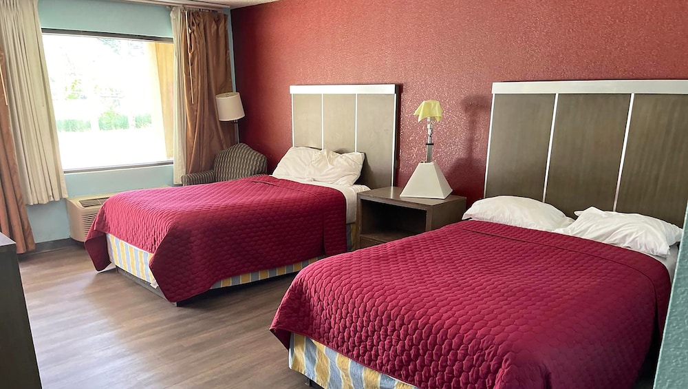 Mayfair Inn Williamston Hwy 64 13/50