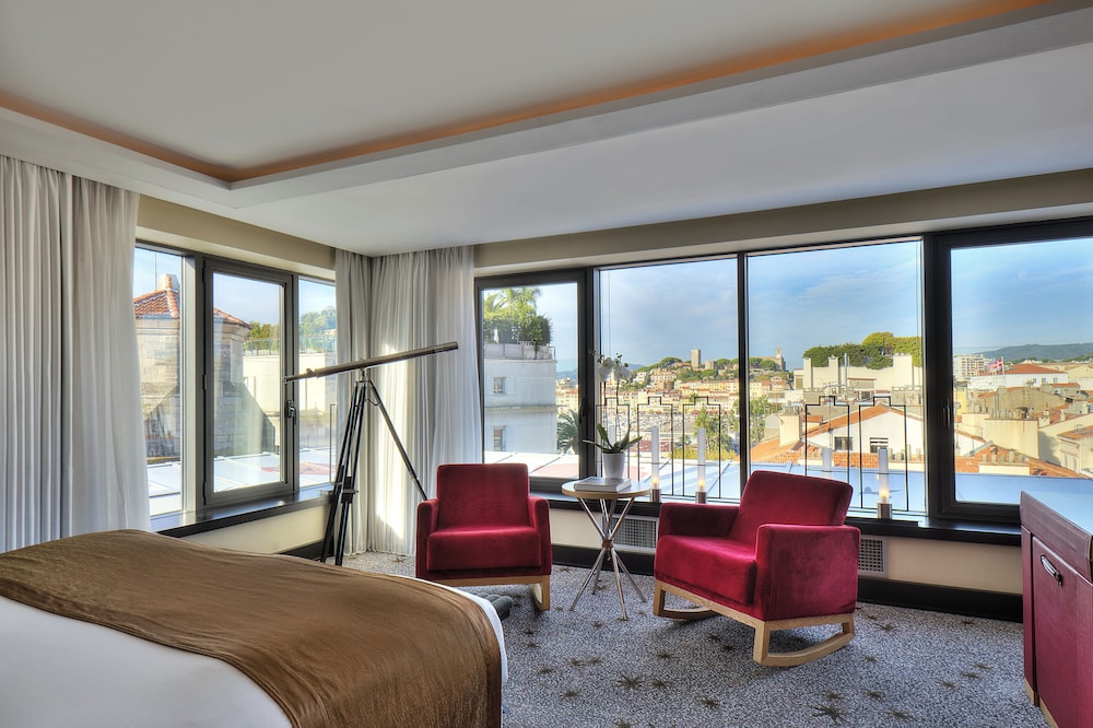 Five Seas by Inwood Hotels 58/60