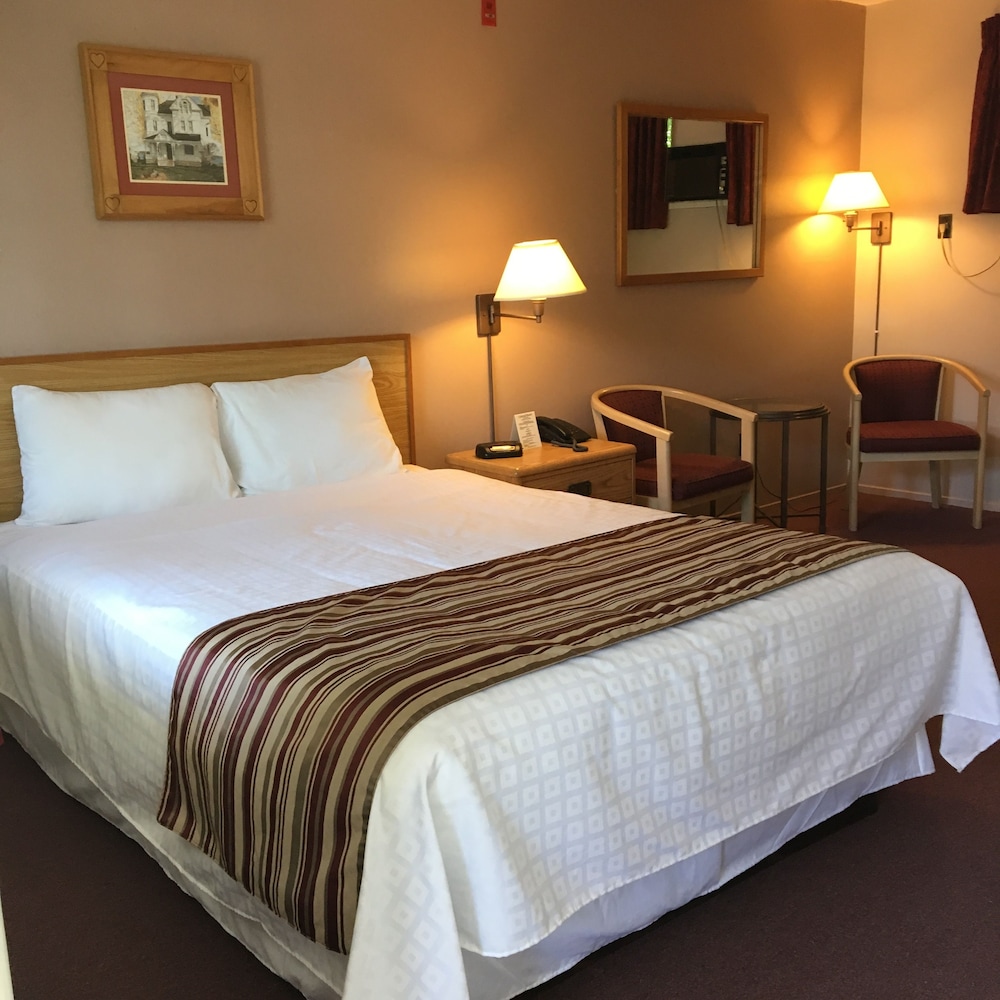Colonial Resort and Spa 23/70