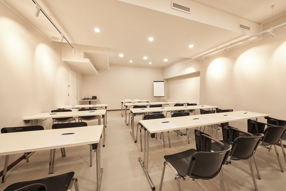 Hotel Leonardo Da Vinci 48/57