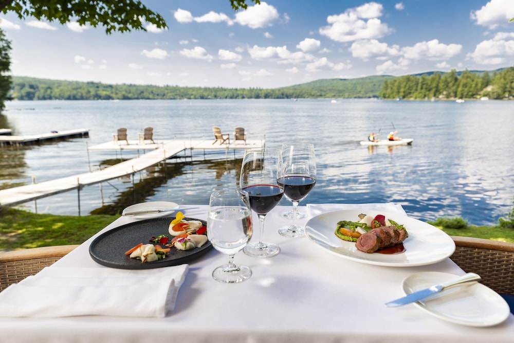 Ripplecove Hotel & Spa 55/71