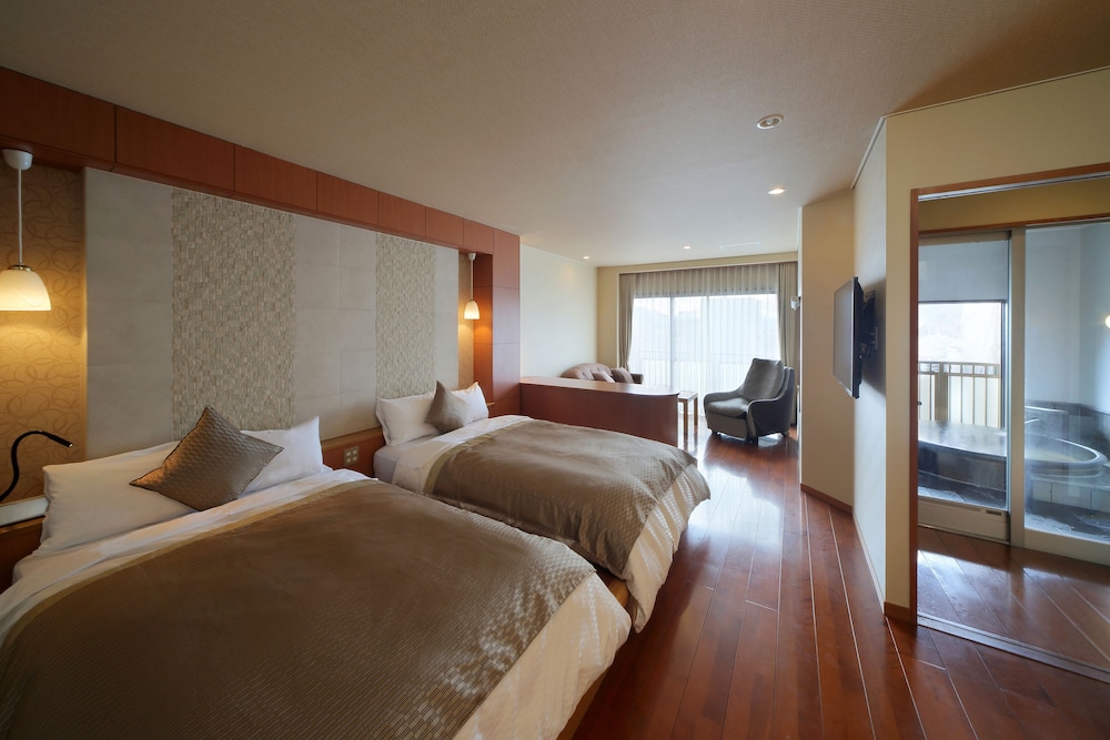 Asaya Hotel 3/50