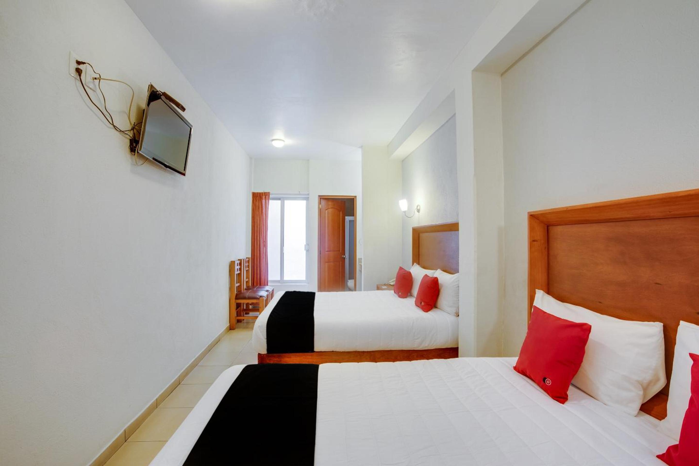 Hotel Patzcuaro 13/56