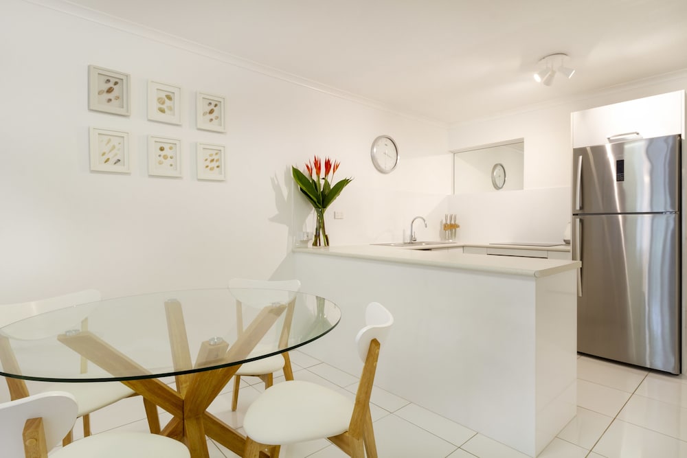 Apartments At the White House Port Douglas 11/65