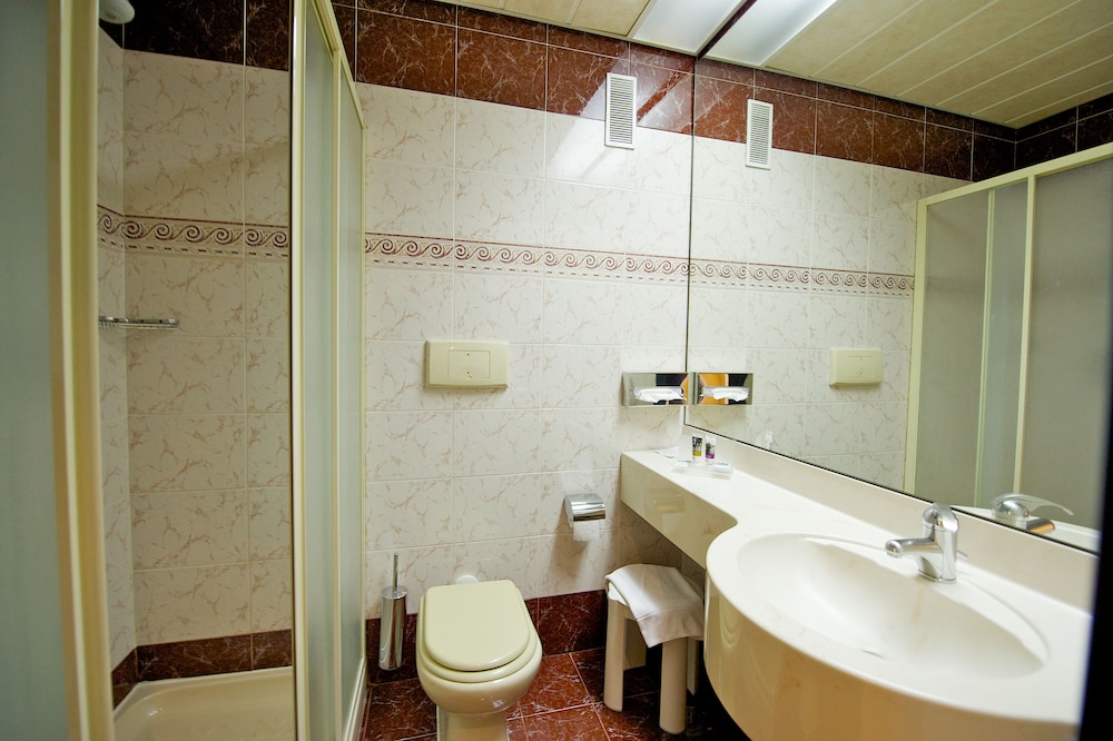 Hotel Delfino Taranto 28/74