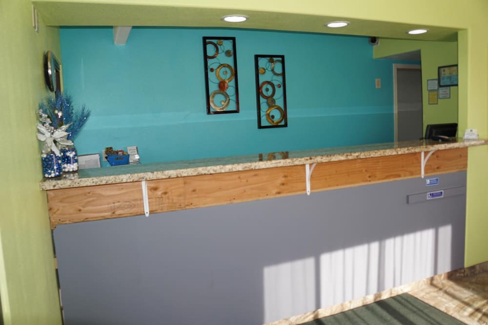 Apex Inn 13/51