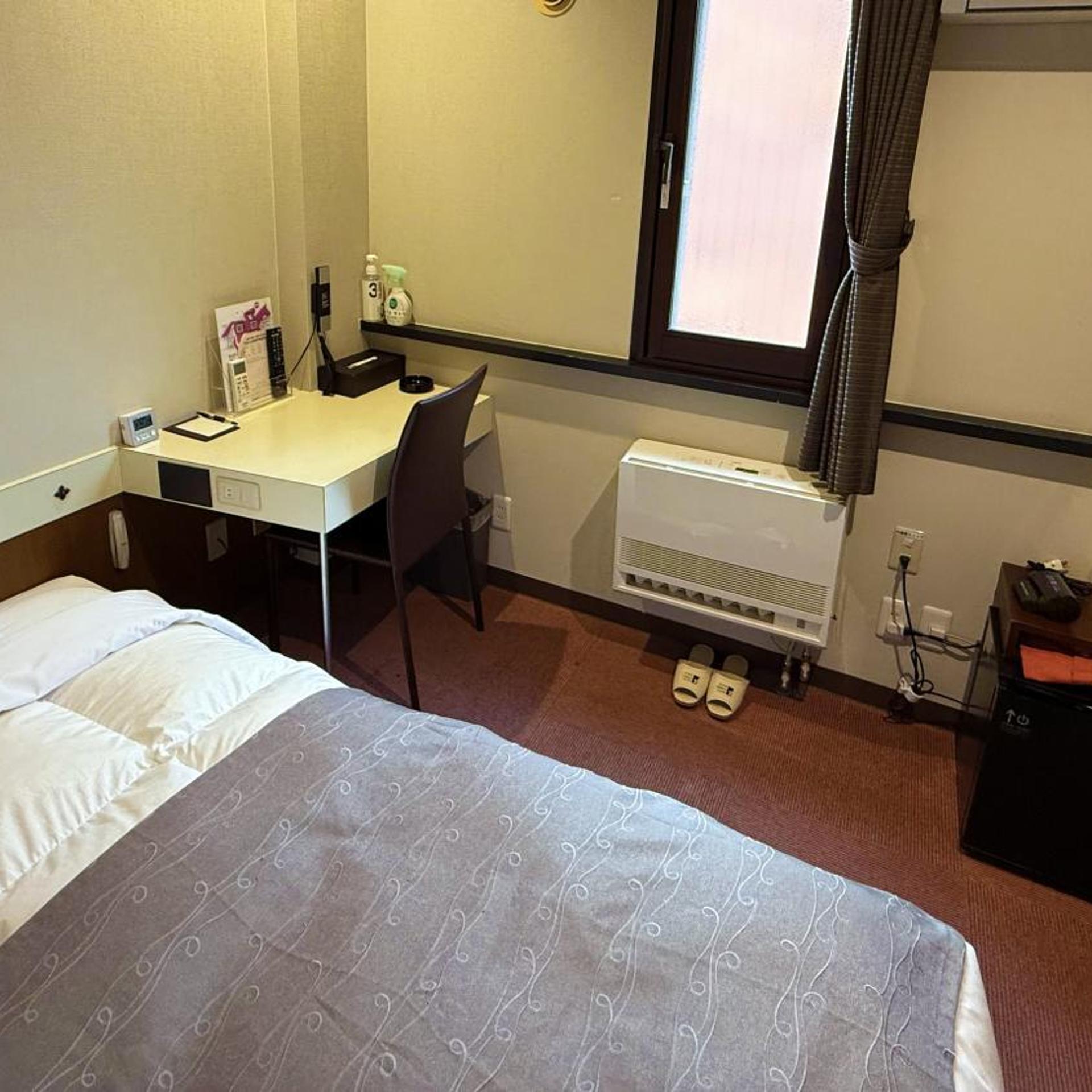 Hotel Sato 12/43
