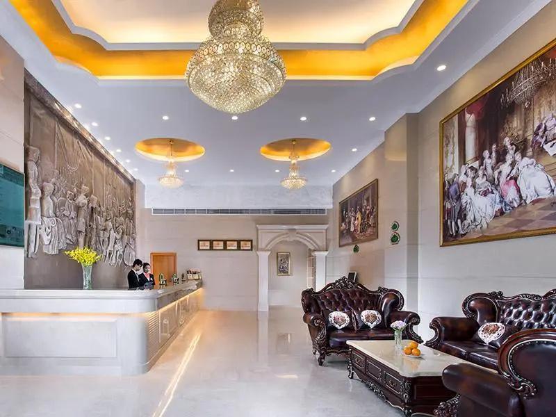 Vienna Hotel (Shenzhen Guanguang Road Foxconn) 11/58