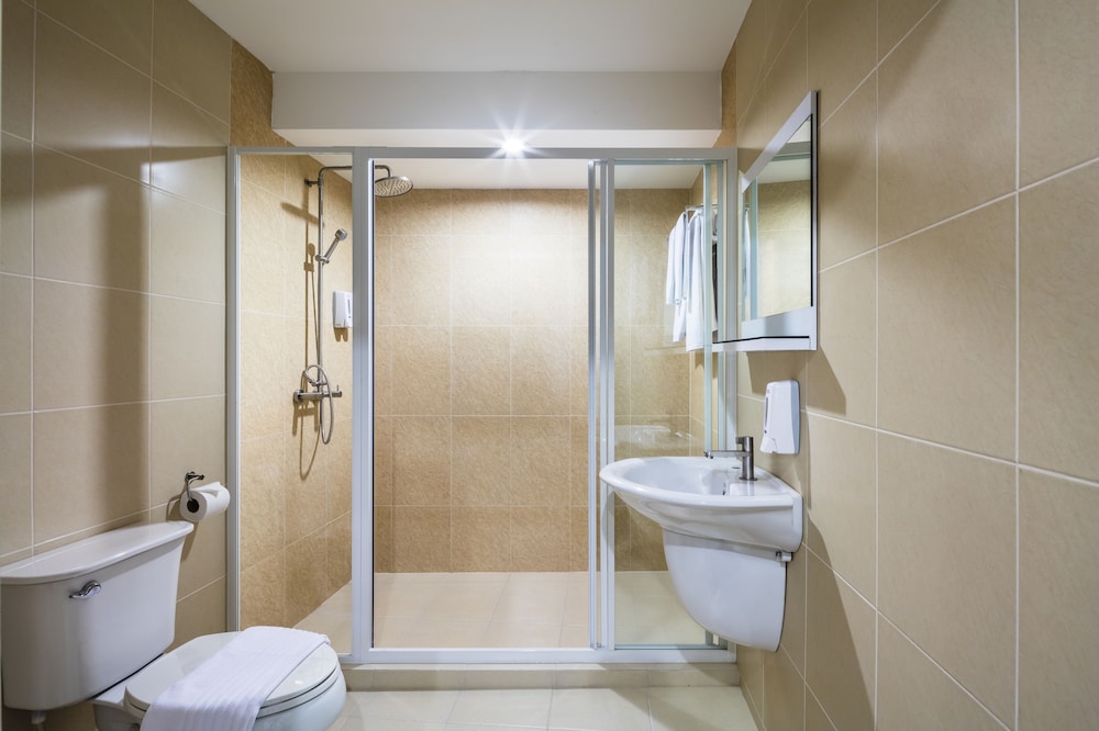 Solo Express Sukhumvit 81 28/57