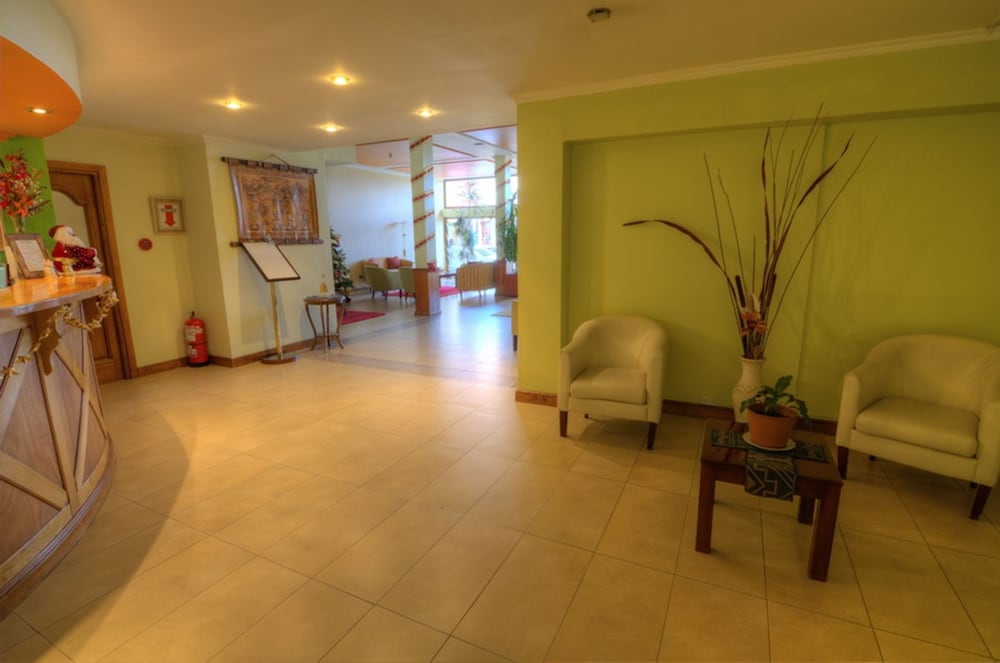 VILLA BRESCIA HOTEL 36/54
