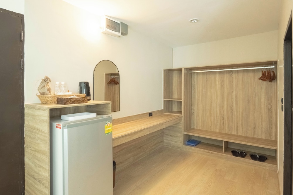 The Krungkasem Srikrung Hotel 38/65