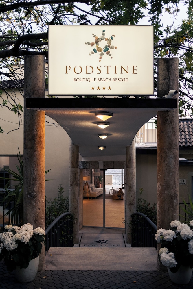 Boutique Beach Resort Podstine 4/50