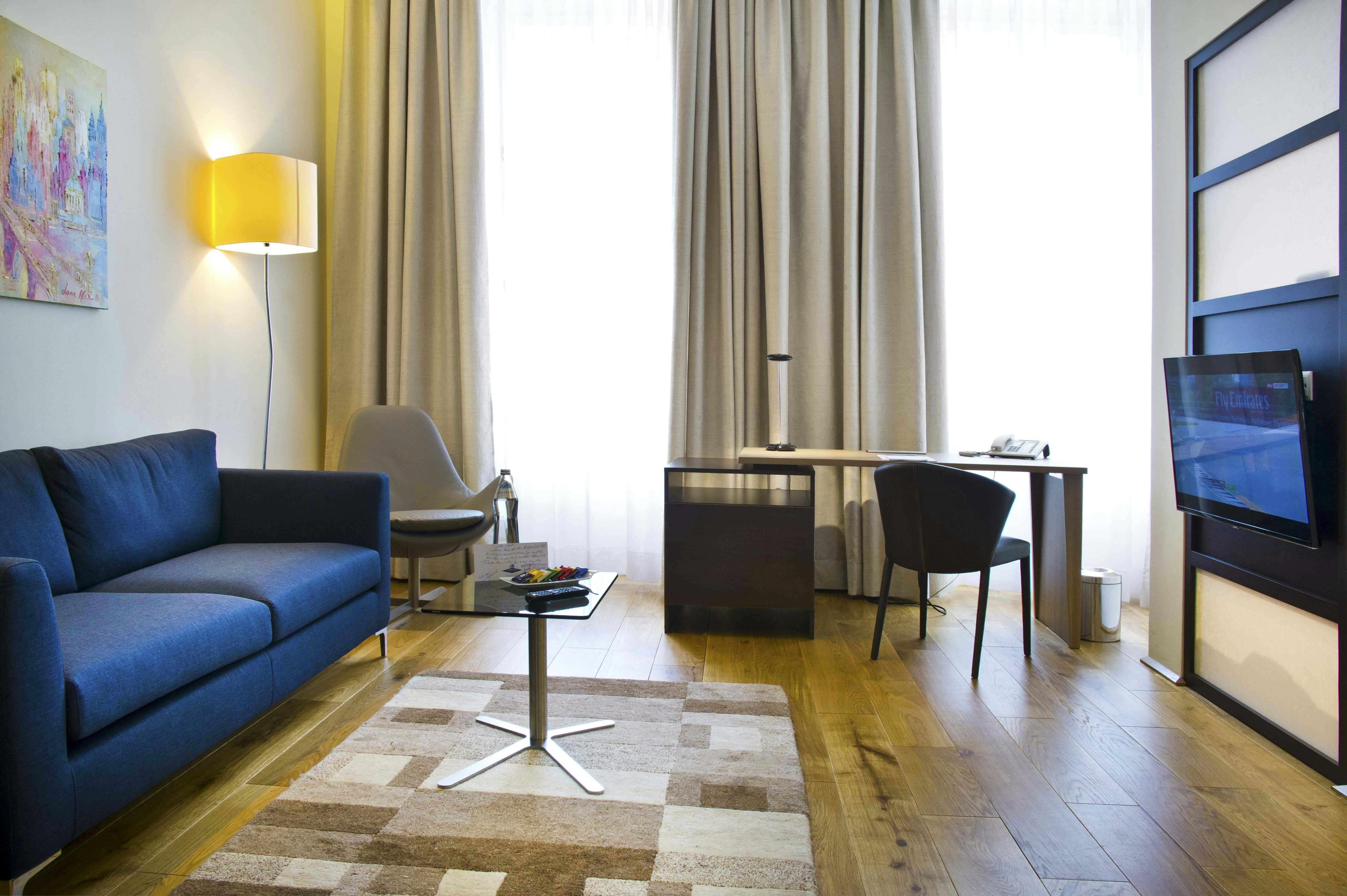 Hilight Suites Hotel 24/49