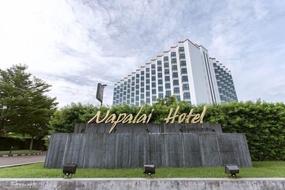 Napalai Hotel 9/73