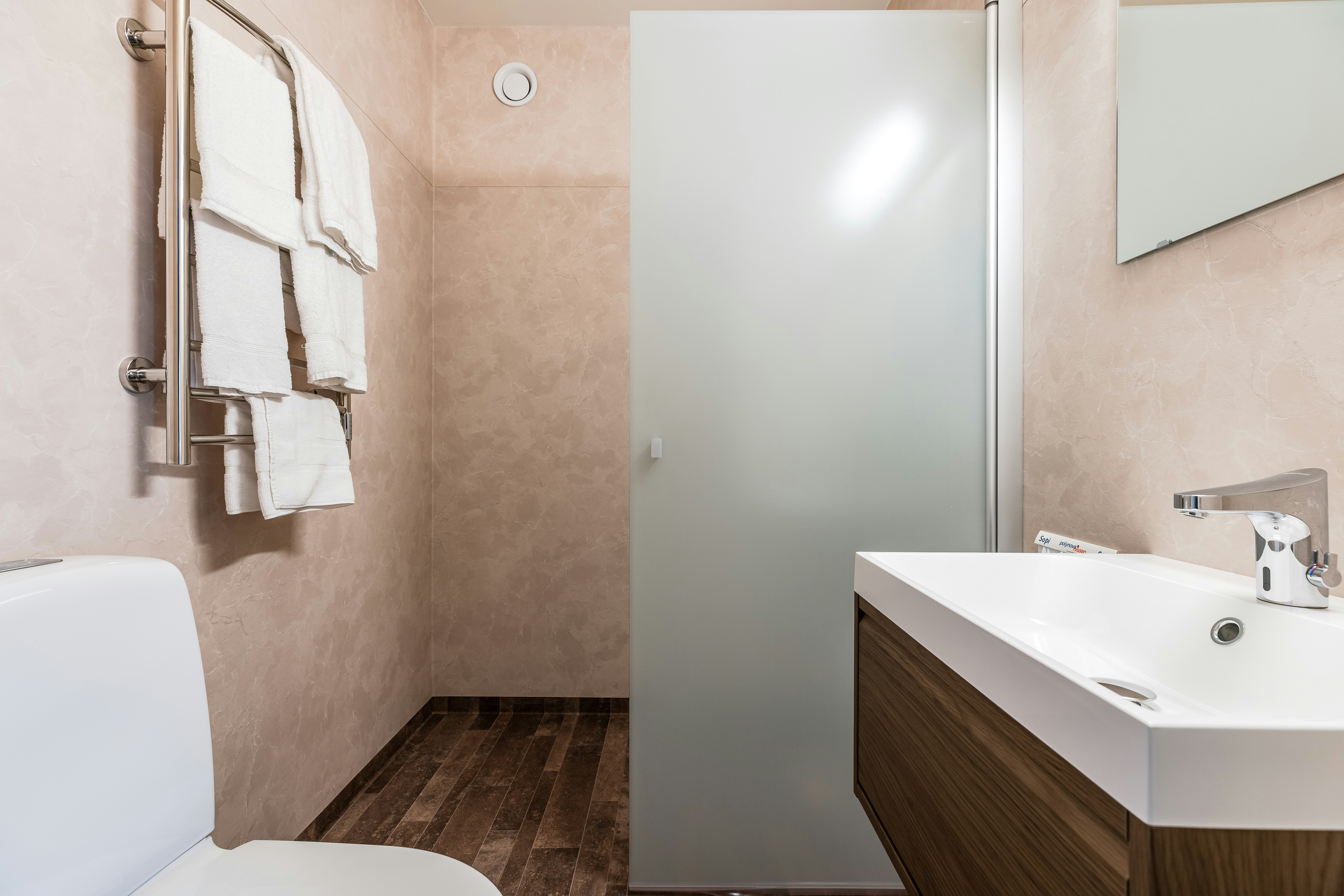 Hotell Kung Gosta by First 75/77