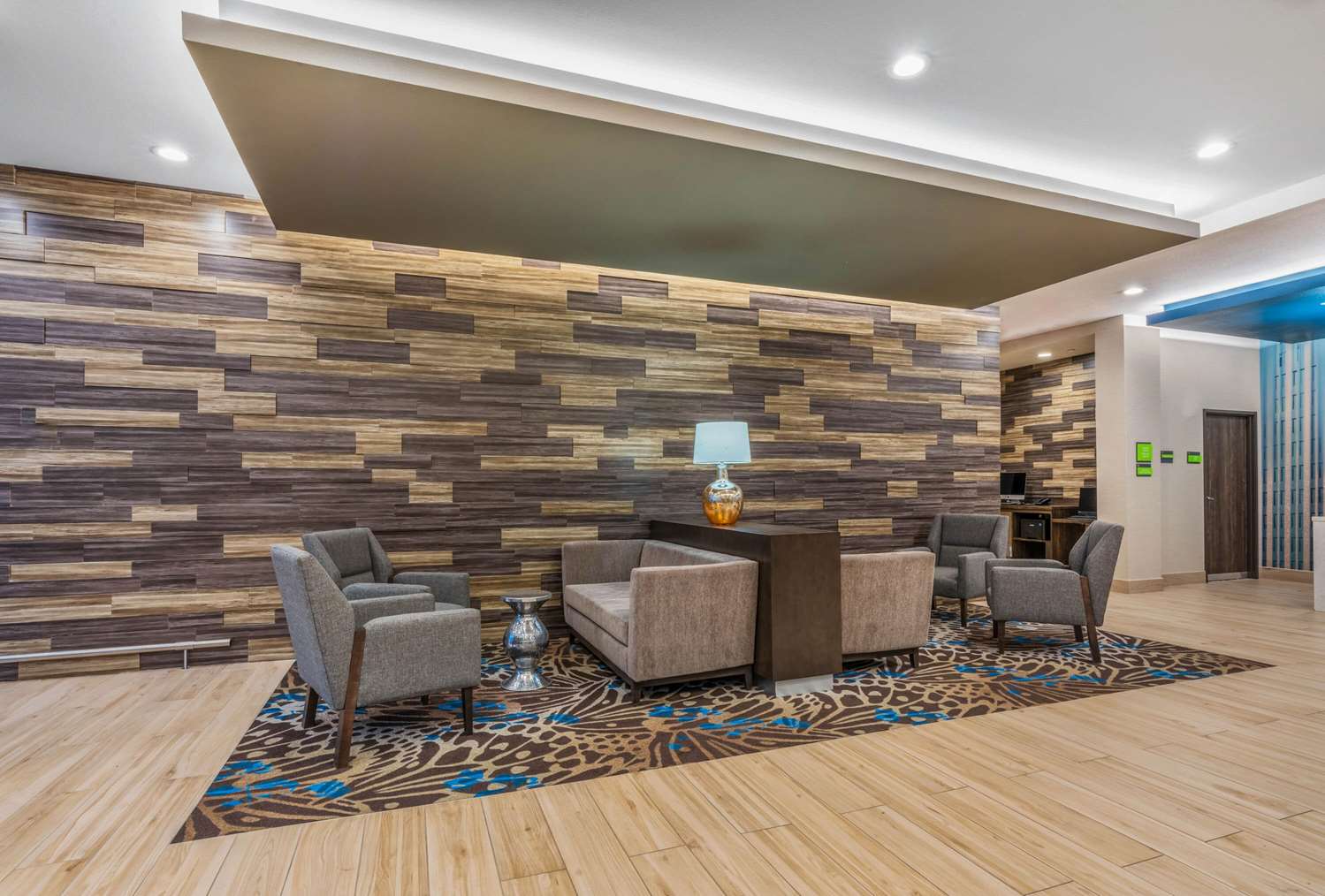La Quinta Inn And Suites By Wyndham Houston Spring I 45 19/35