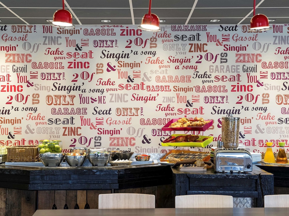 Ibis Styles Chartres 12/50