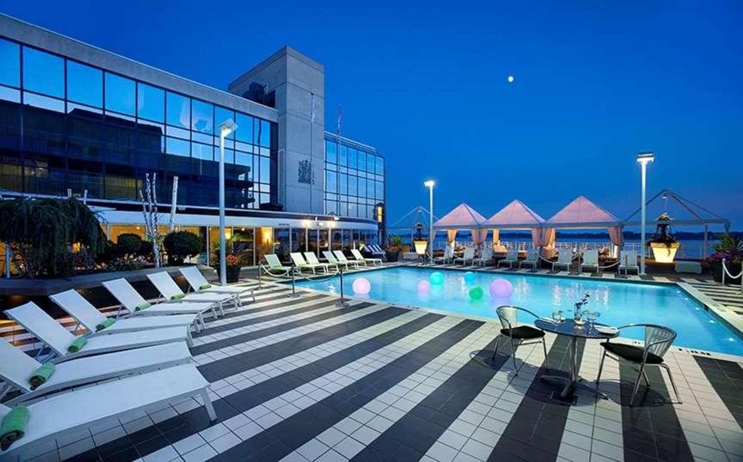 Radisson Blu Toronto Downtown 2/38