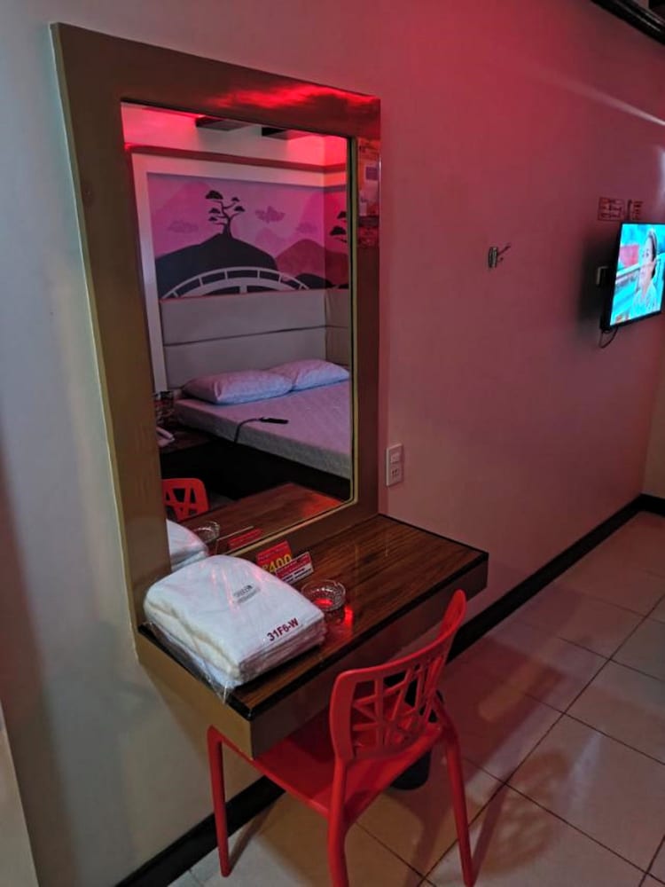 Hotel Sogo Wood Street Pasay 27/41