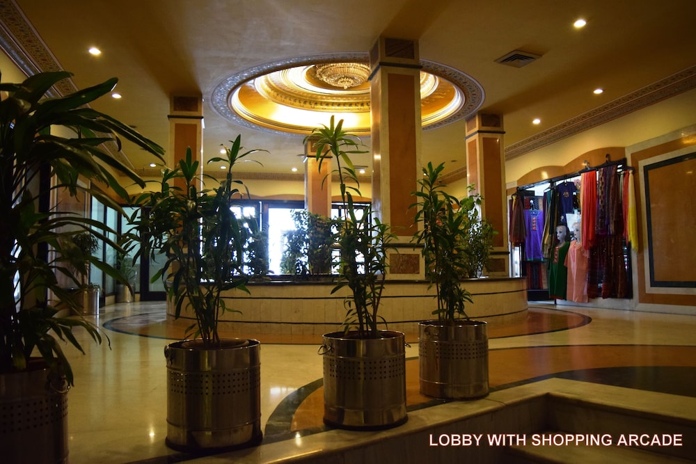 Fort Chandragupt Hotel 20/32
