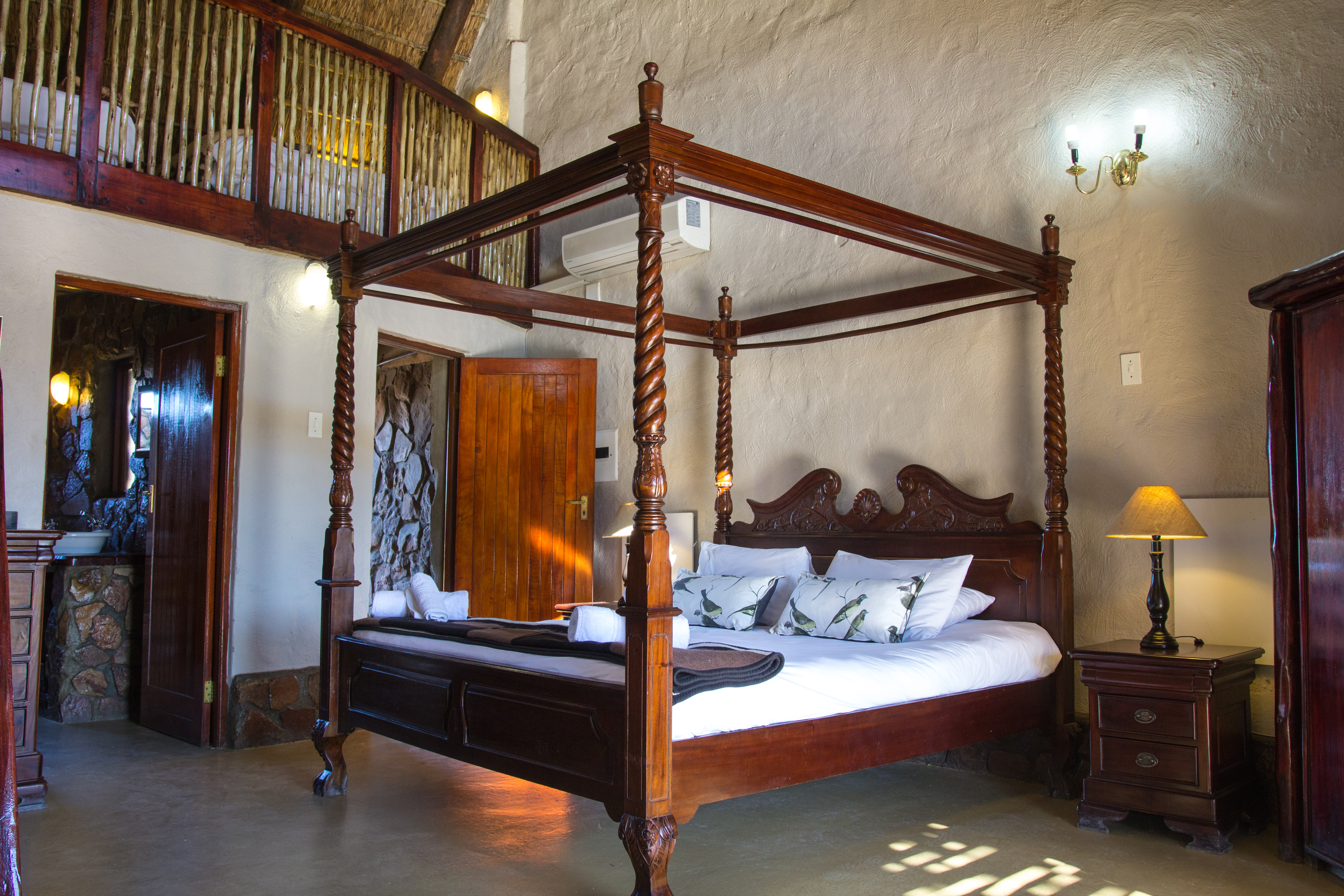8 Rooms, Luxury, Cottage