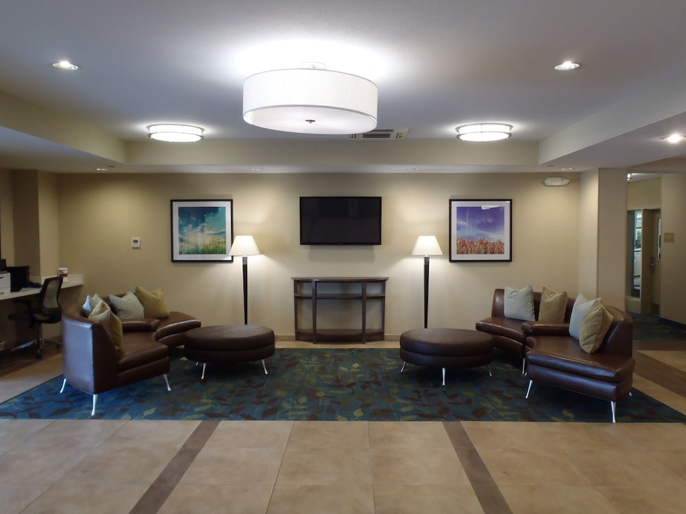 CANDLEWOOD SUITES BENSALEM - PHILADELPHIA AREA 30/38