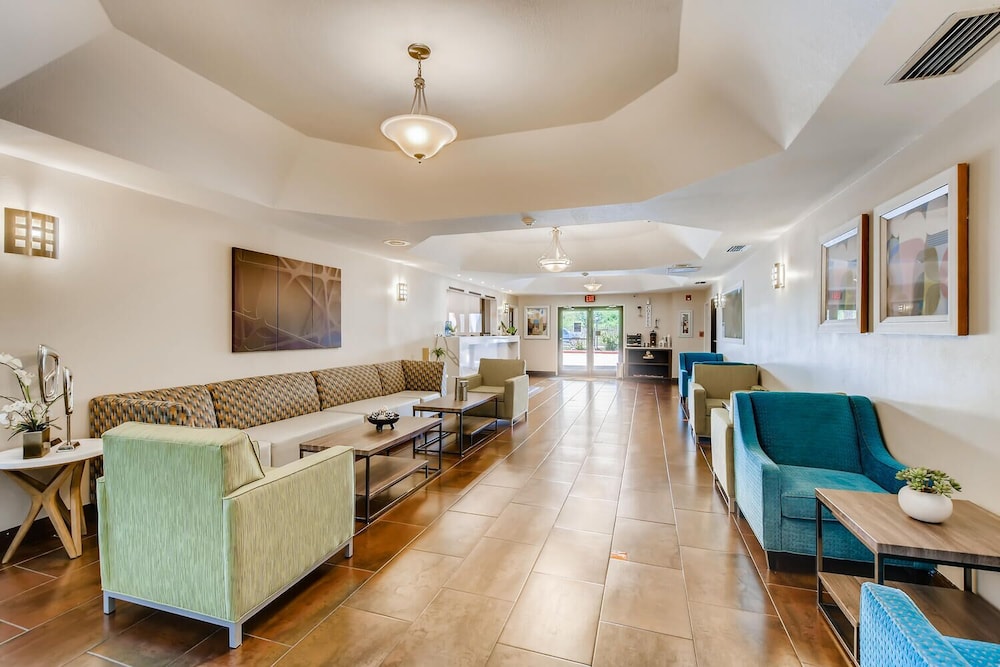 Orangewood Inn Suites Midtown 33/58