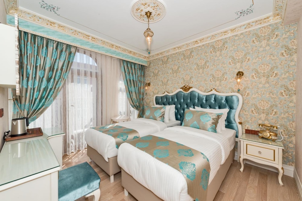 Hotel 1453 27/60