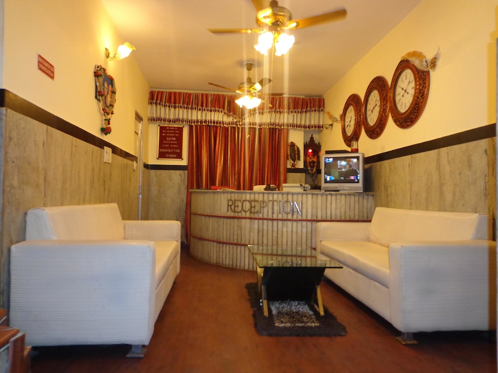 LALS HAVELI 6/47