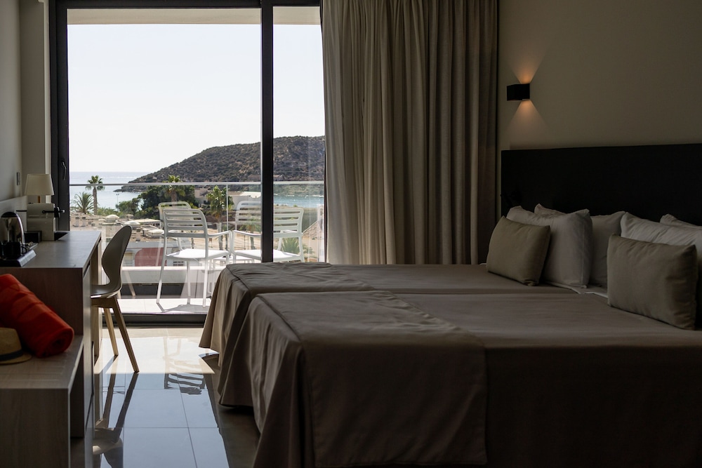 30 Degrees Hotel Dos Playas 12/50