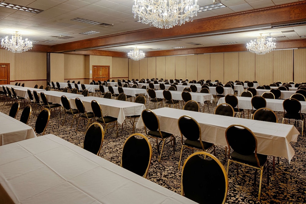 Red Lion Hotel Pocatello 47/52