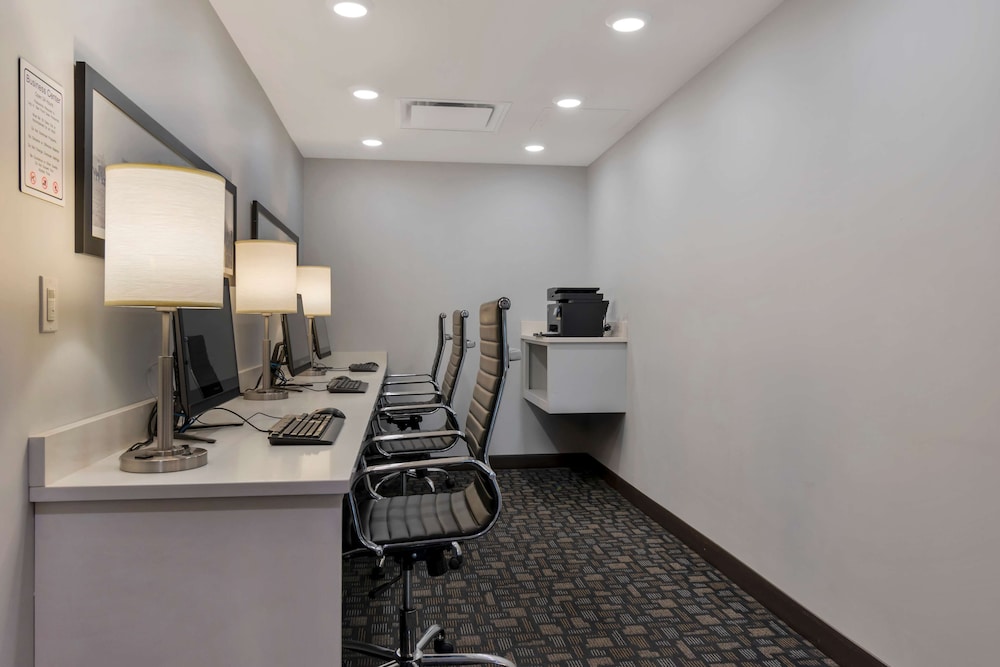 Best Western Plus East Side 55/69