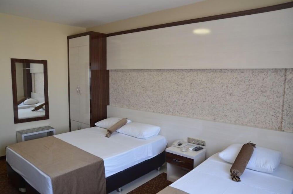 Napa Hotel 21/37