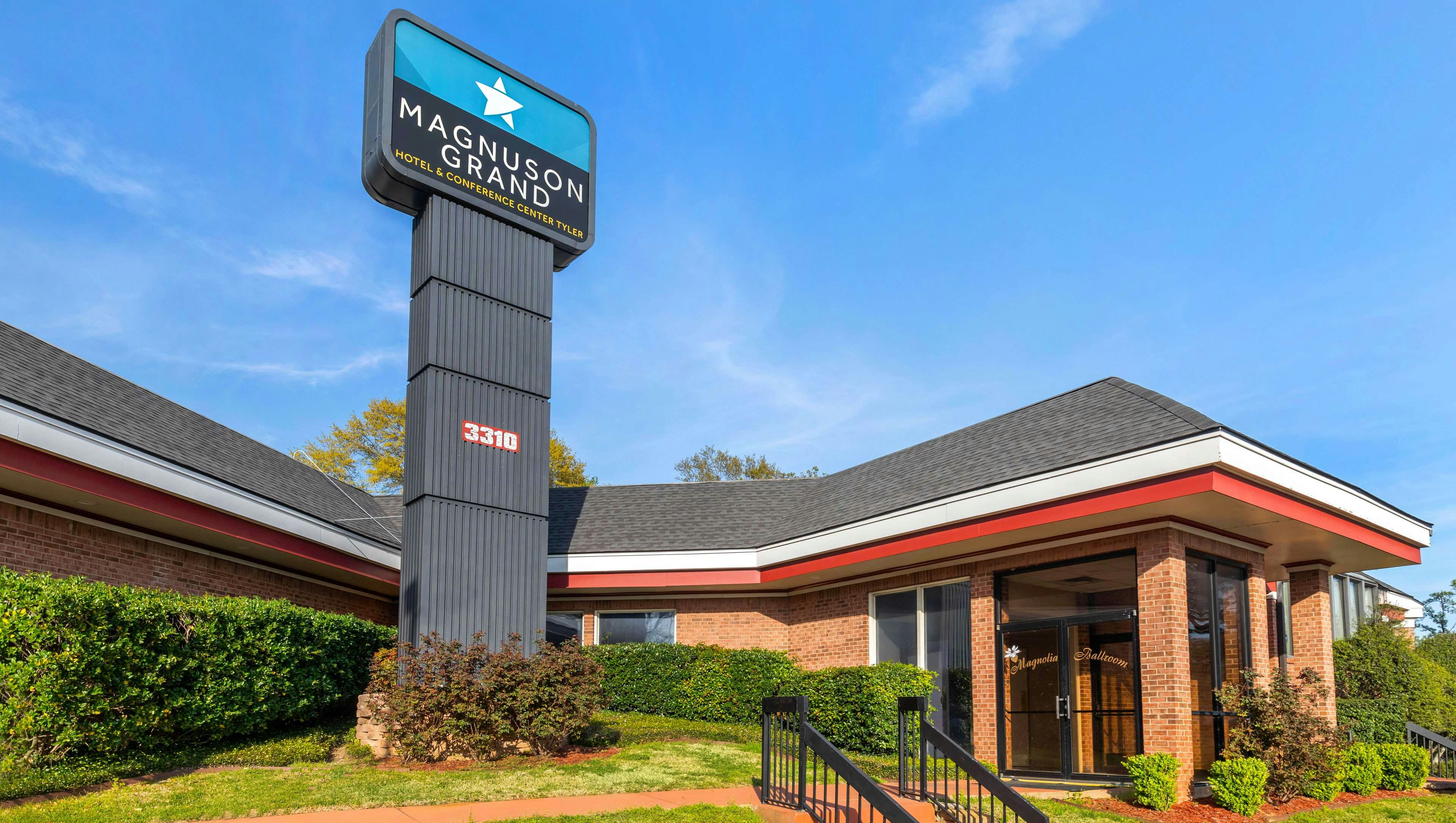 Magnuson Grand Hotel and Conference Center Tyler 3/59