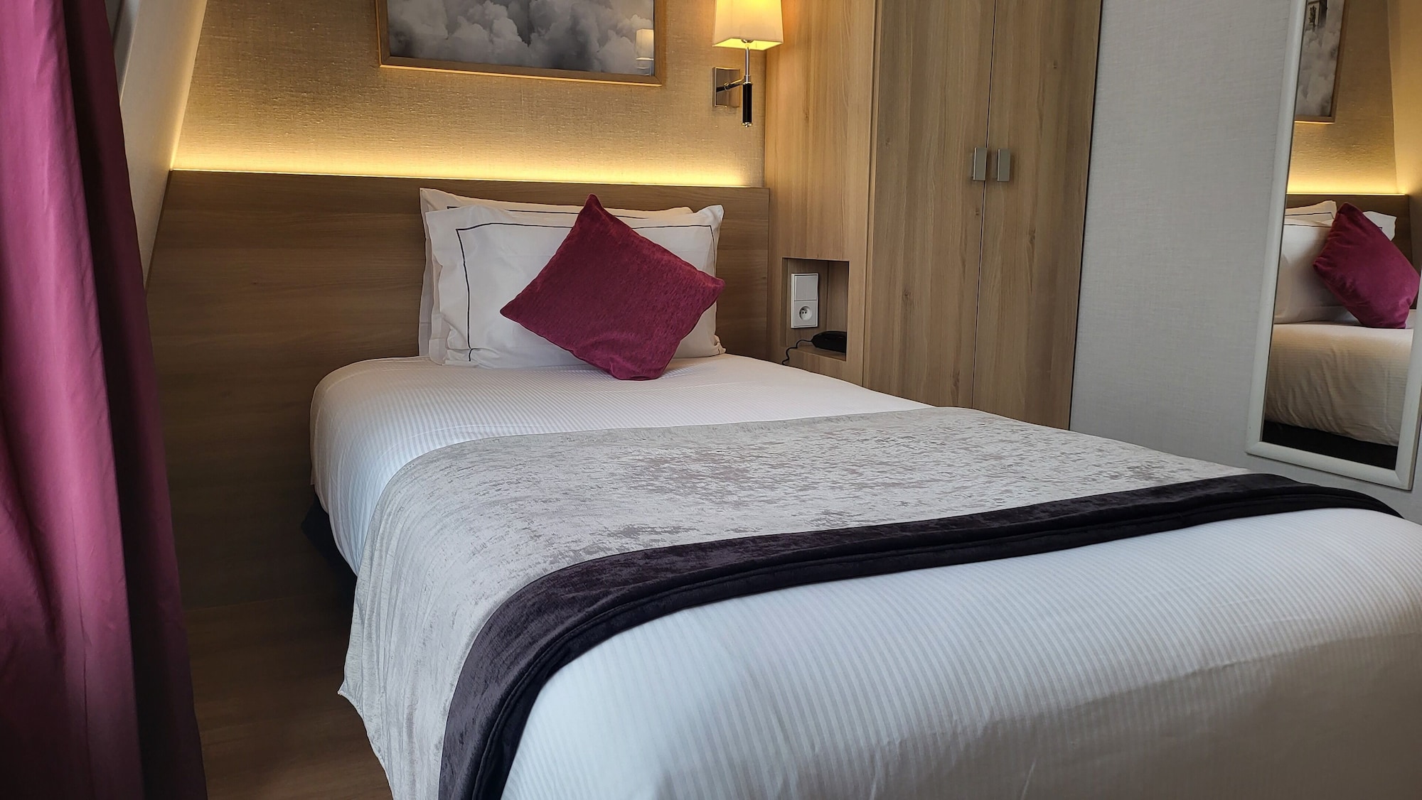 Solo, Classic, Single Bed