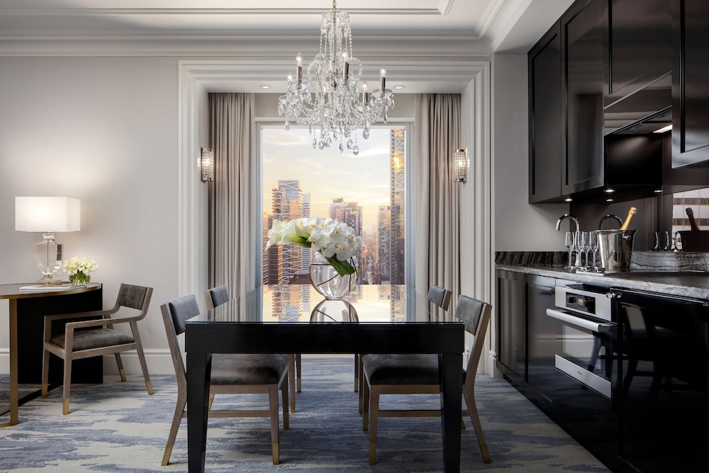 The St Regis Toronto 60/66