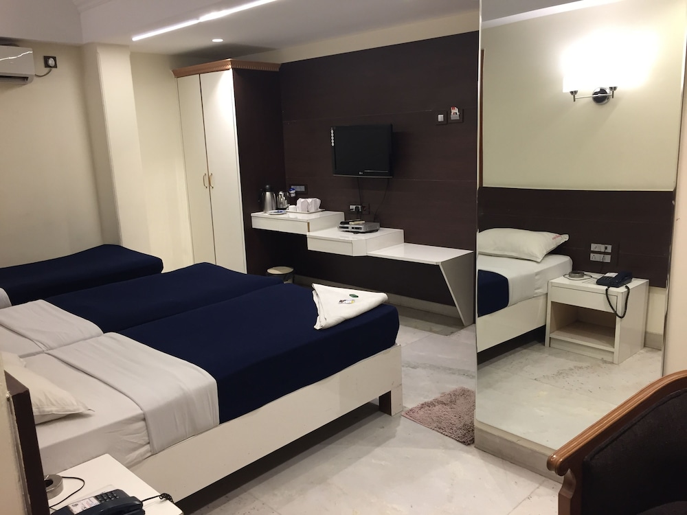 Hotel Shivkrupa 26/50