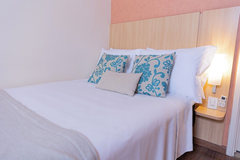 Hotel Lieto 17/48