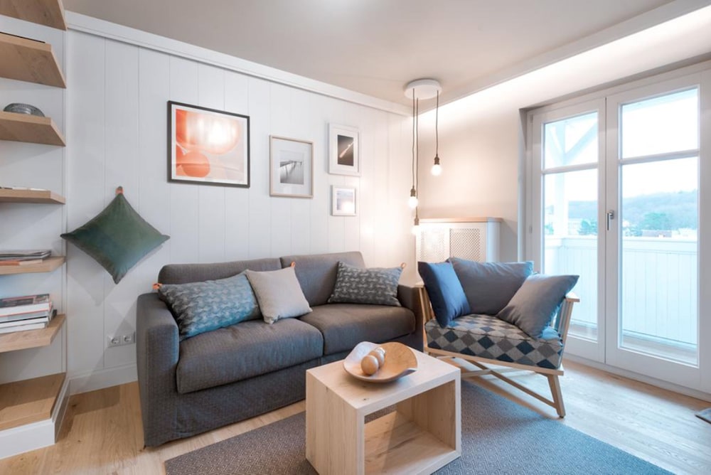 Loev Hotel Rugen 44/70