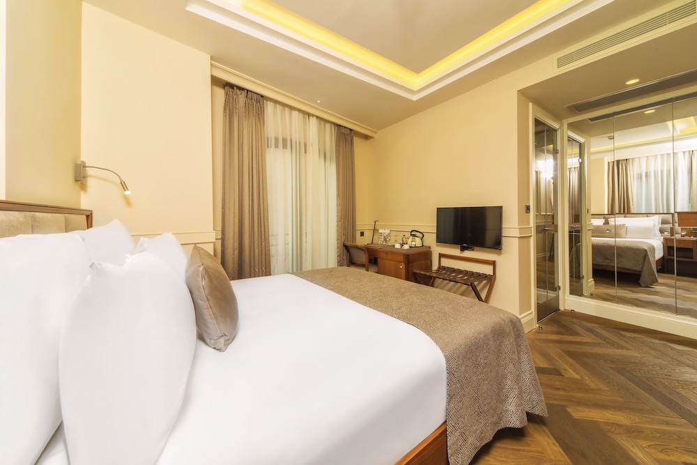 Morione Hotel 30/74