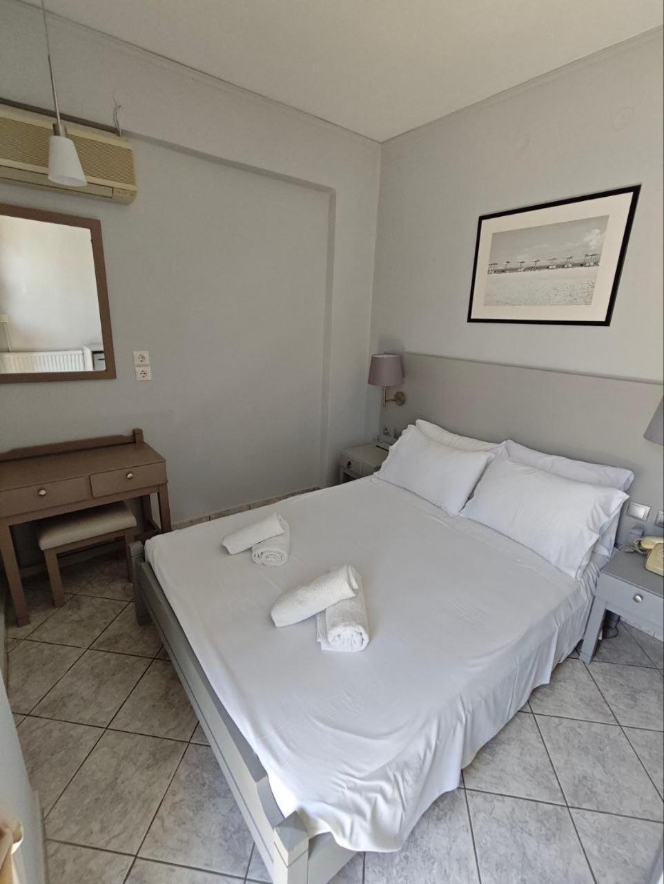 Karis Hotel 13/50