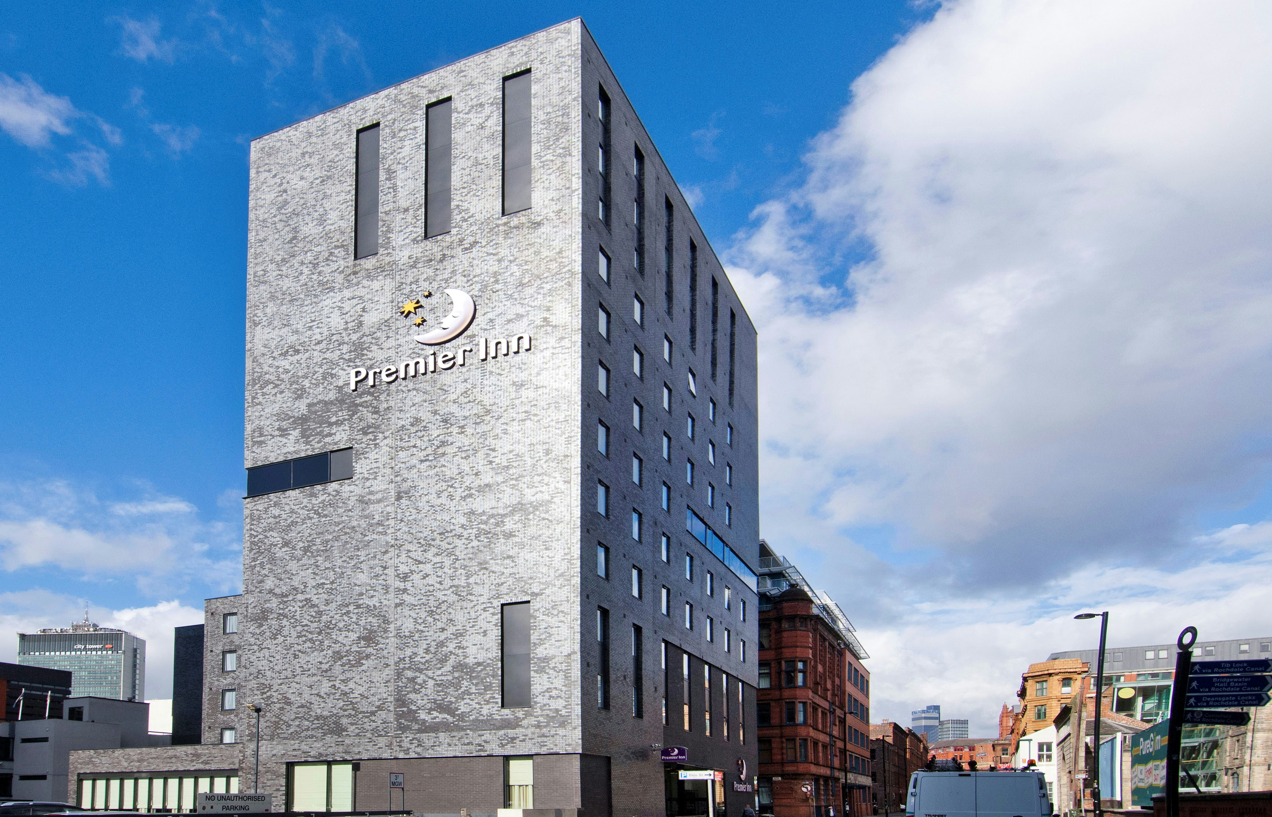Premier Inn Manchester City Centre Piccadilly in MANCHESTER