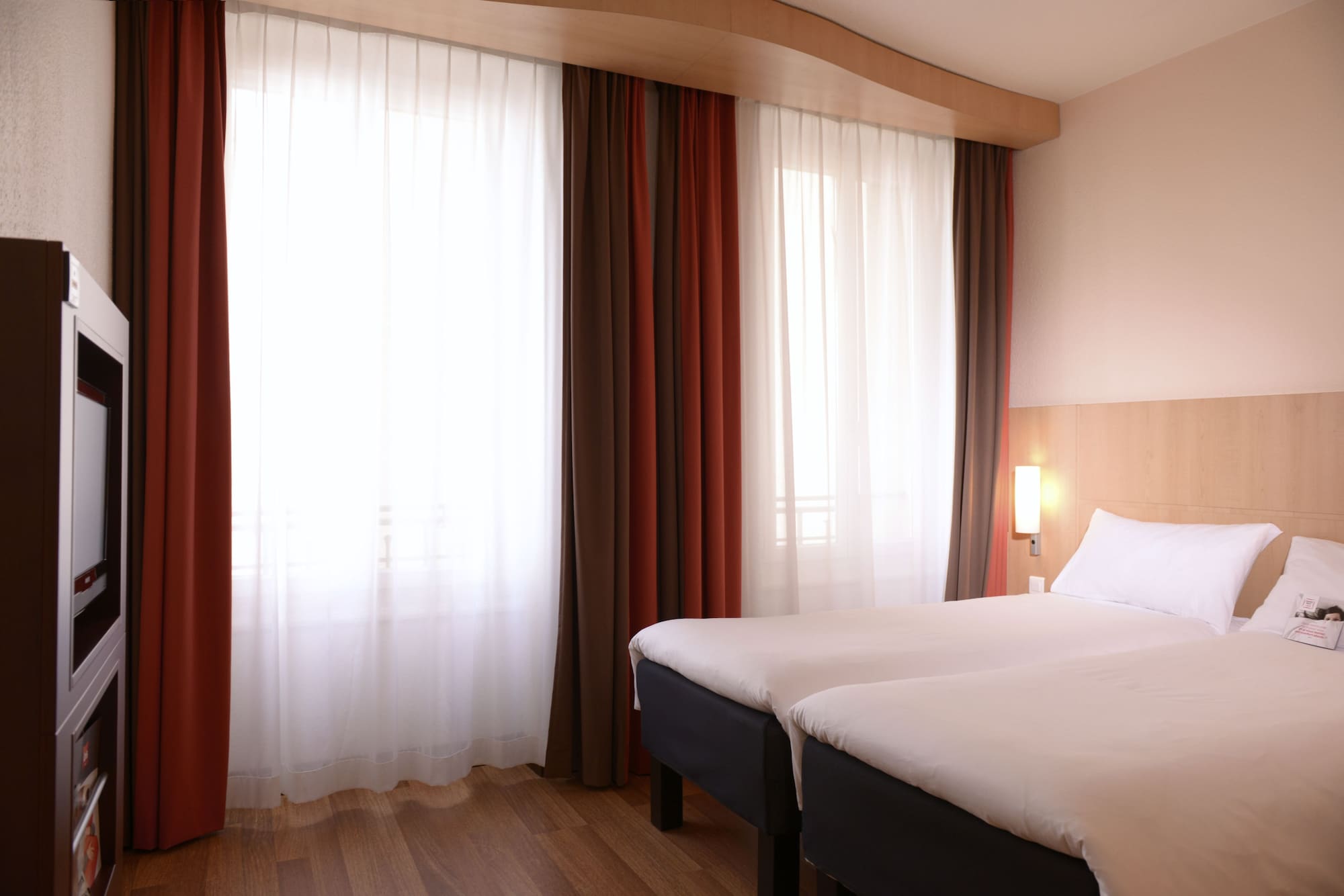 STANDARD, TWIN BEDS