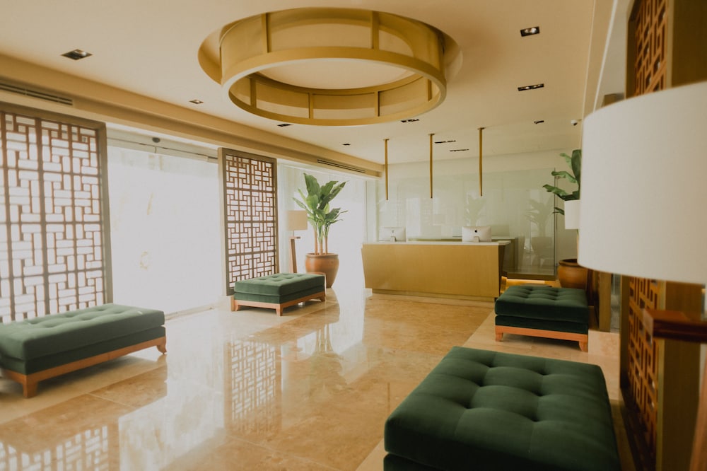 Antera Hotel and Residences 38/66