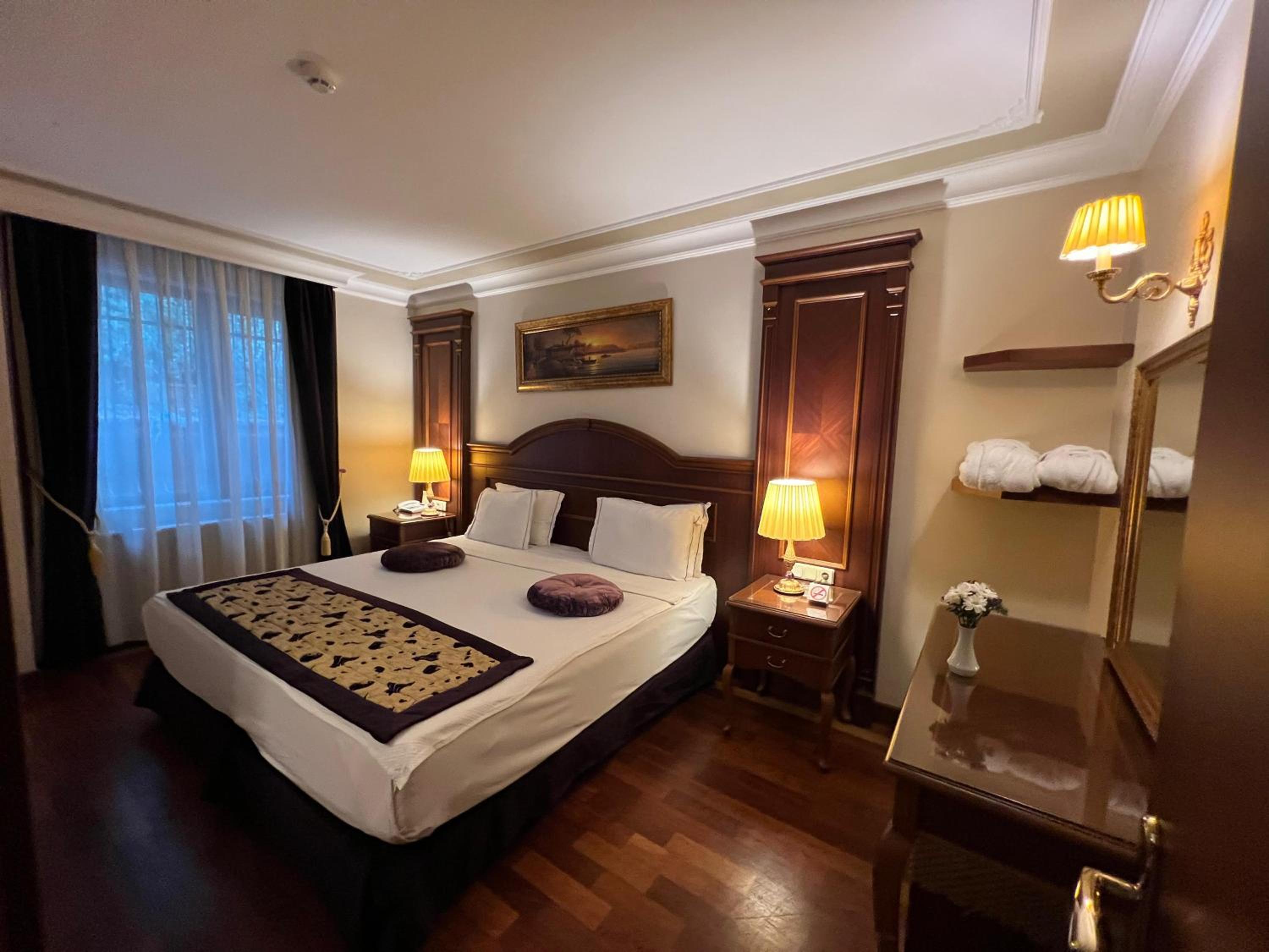 جناح ديلوكس بسرير كوين، Glk Premier Regency Suites And Spa 3/10