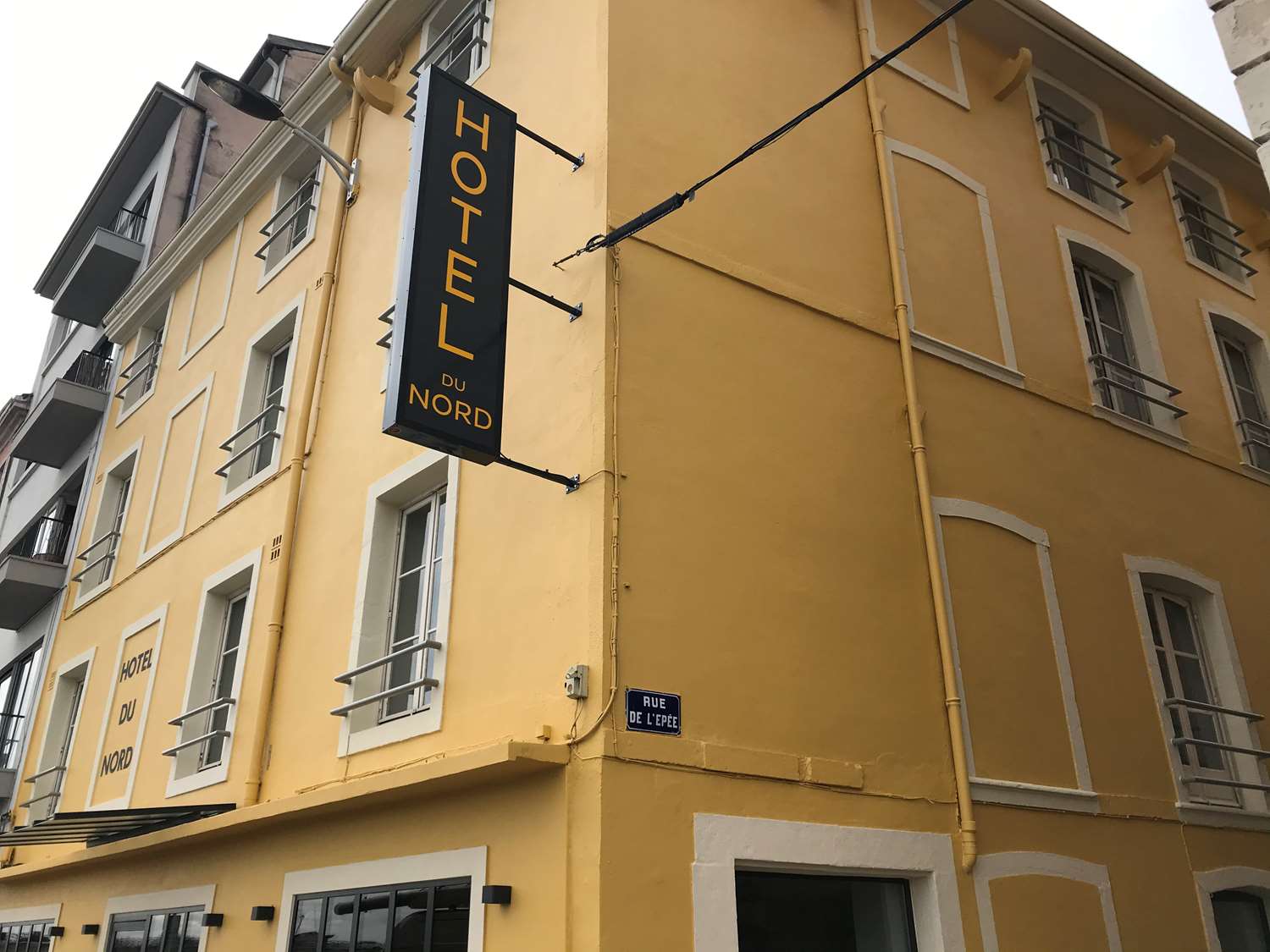 Hotel du Nord 5/48