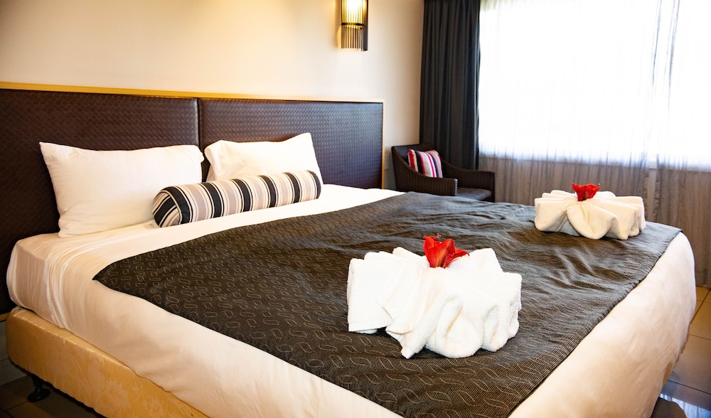 Highlander Hotel and Apartments 14/51