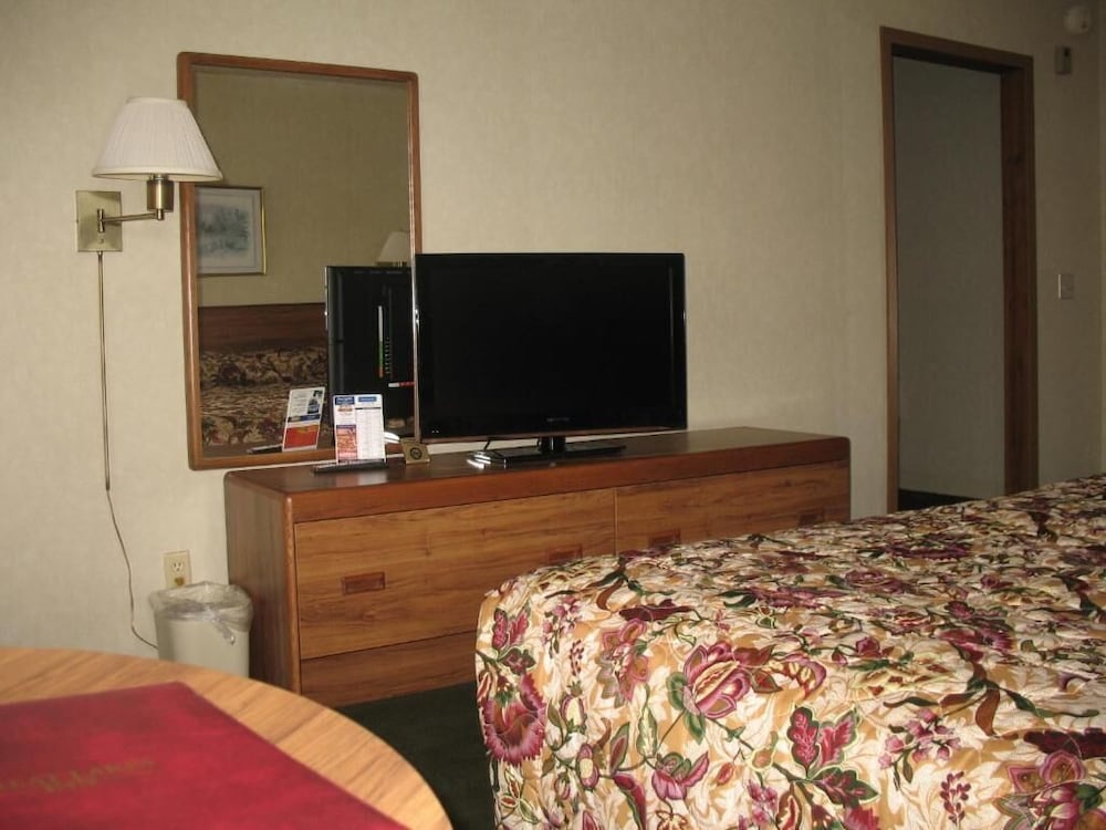 Great Lakes Inn 48/62